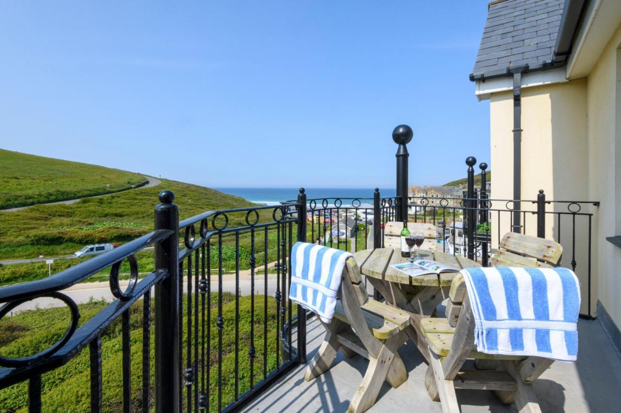 Beachcombers Apartments New Quay Buitenkant foto