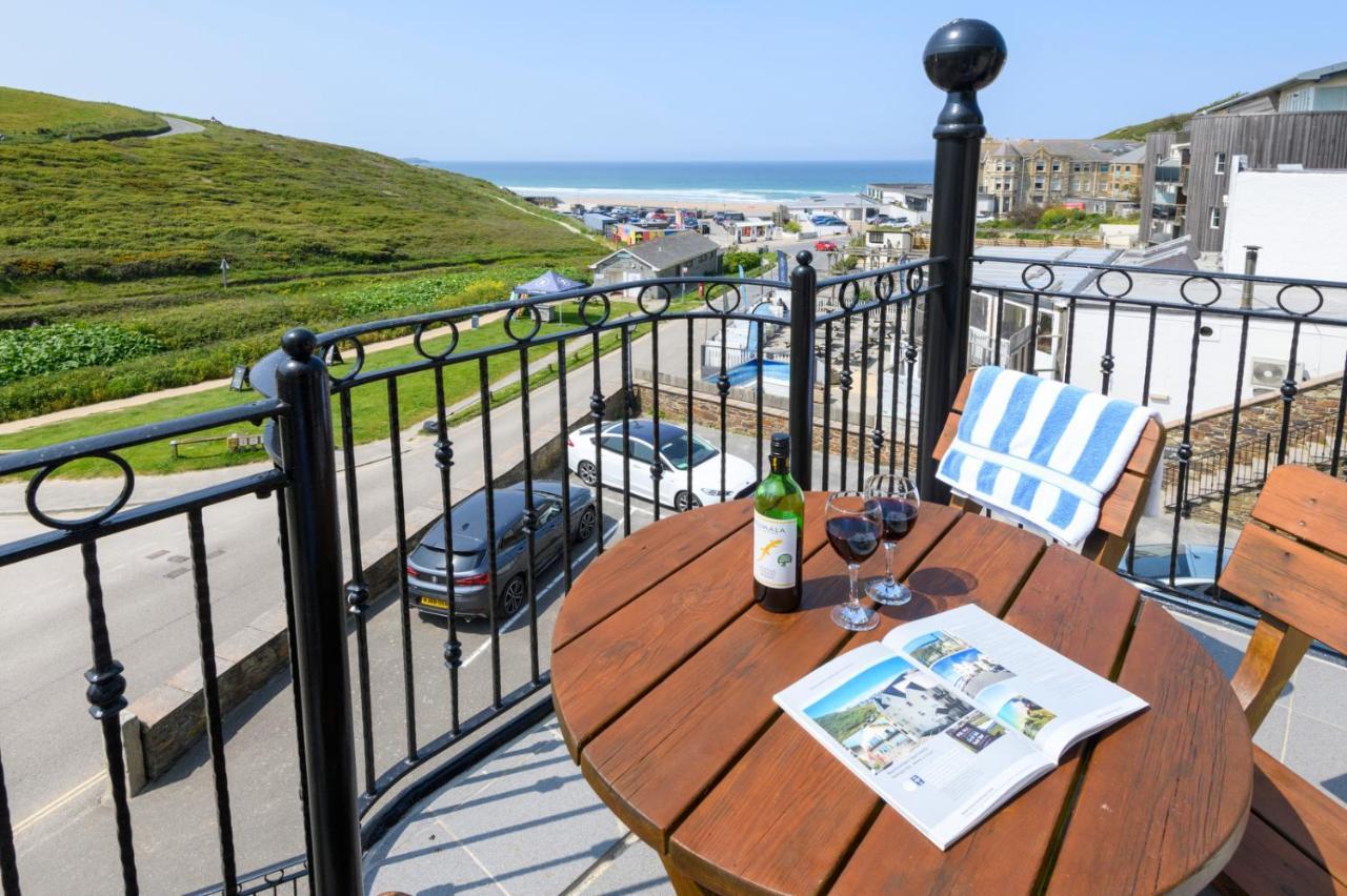 Beachcombers Apartments New Quay Buitenkant foto