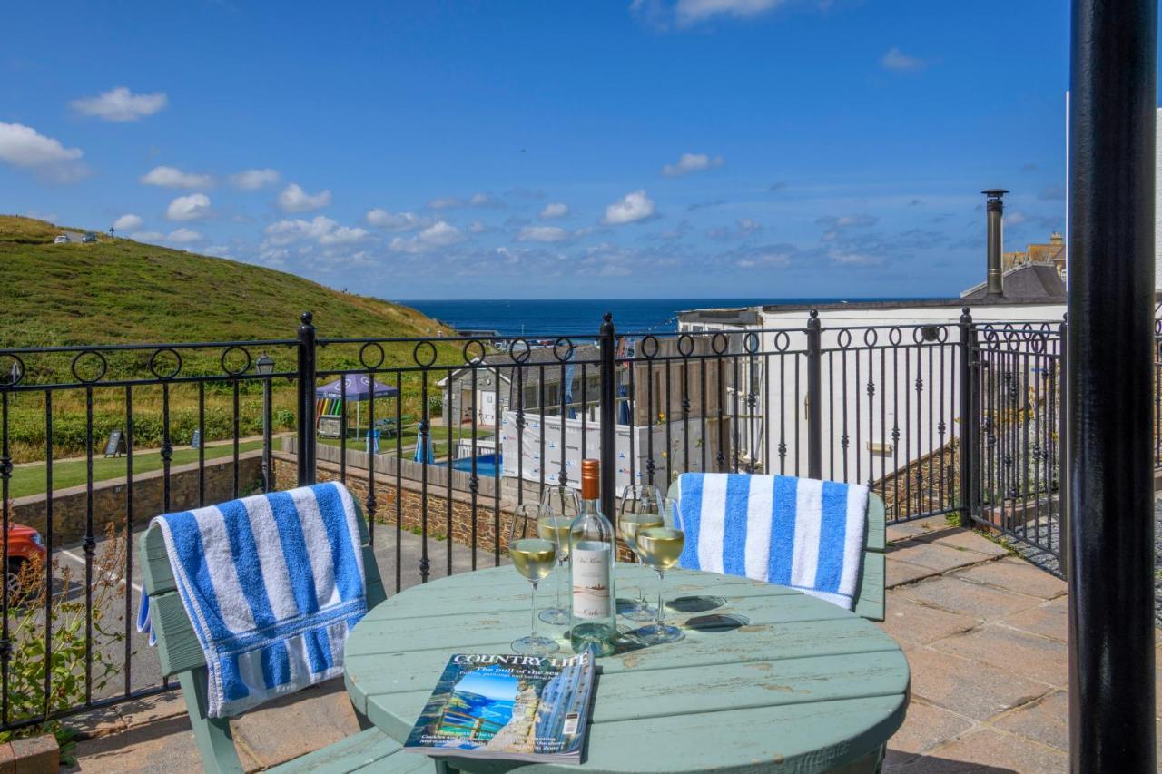 Beachcombers Apartments New Quay Buitenkant foto